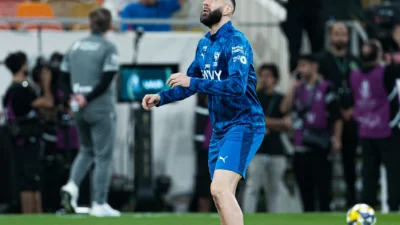 إنزاغي-يفاجئ-الهلاليين-بقرار-إبعاد-بنزيما-اللاعب-غاضب-scaled-1