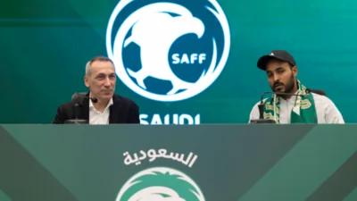 من-هو-موسى-مترجم-دونيس-داخل-فريق-الأخضر؟
